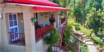 majkhali woods ranikhet by himalayan eco lodges