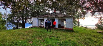 majkhali woods ranikhet by himalayan eco lodges