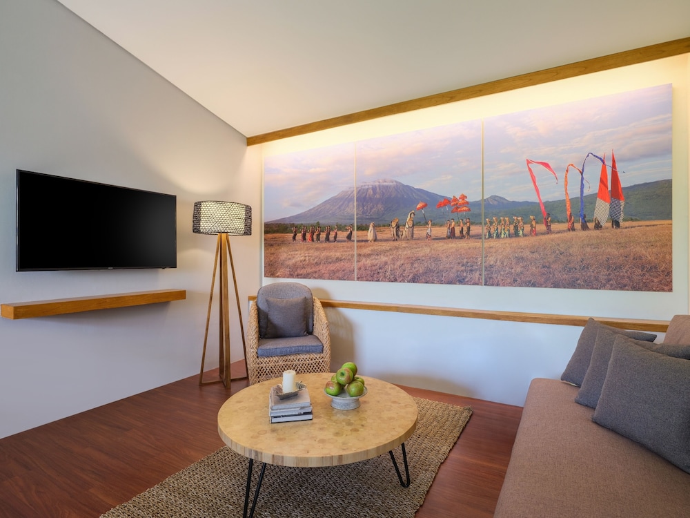 kayumas seminyak resort