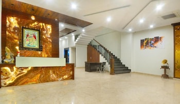 hotel royal vrindaban