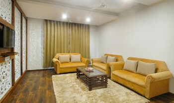 hotel royal vrindaban