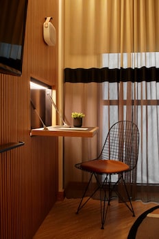 tommie hollywood part of jdv by hyatt