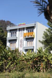 hotel yog tapovan