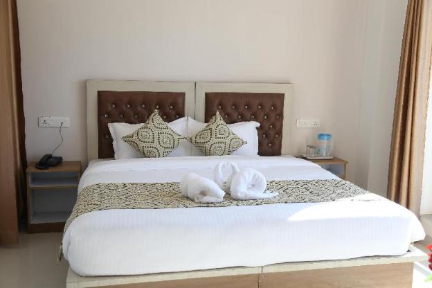 hotel yog tapovan