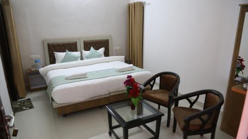 hotel yog tapovan