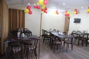 hotel yog tapovan