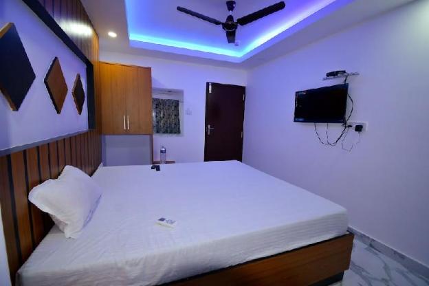 om guest house