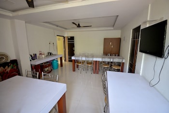 om guest house