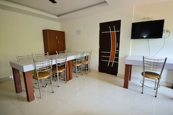 om guest house
