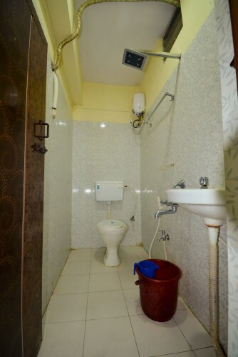 om guest house