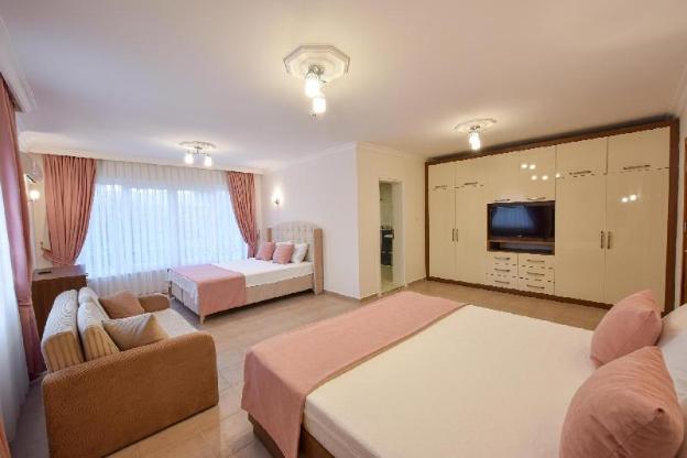 infinity ruby hotel