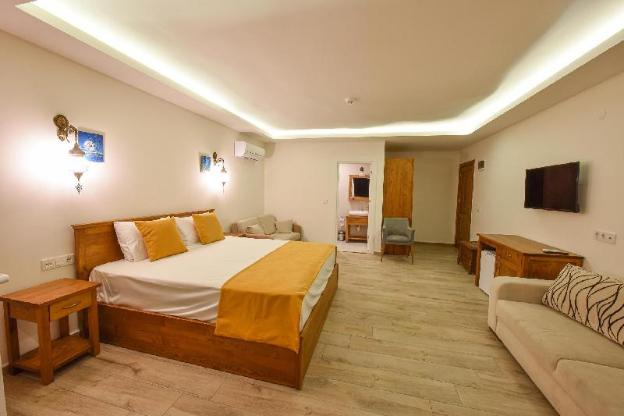 infinity ruby hotel