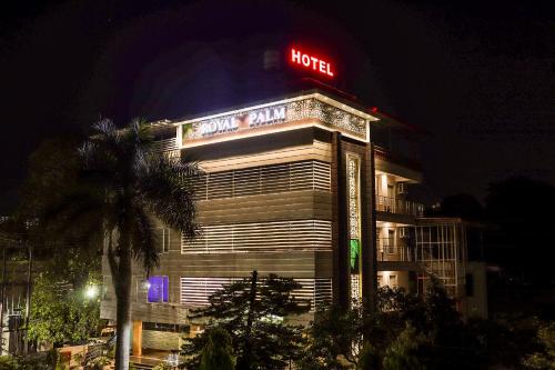 hotel royal palm