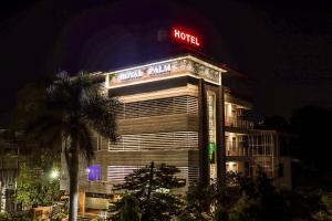 hotel royal palm