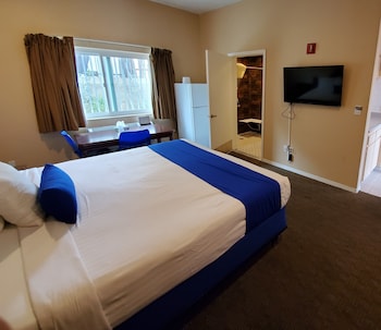 colony inn