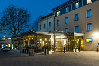 holiday inn express bath by ihg