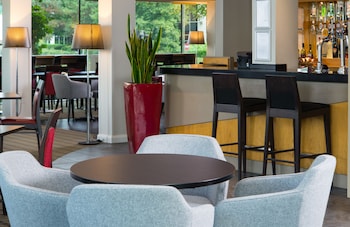 holiday inn express bath by ihg