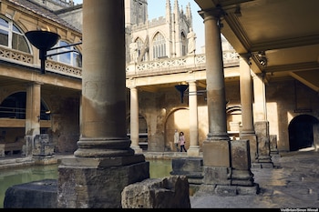 holiday inn express bath by ihg