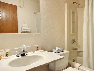 Super 8 By Wyndham Bath Hammondsport Area,Cattaraugus County>>Bath,2 star