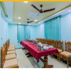 apricus meera resort and spa