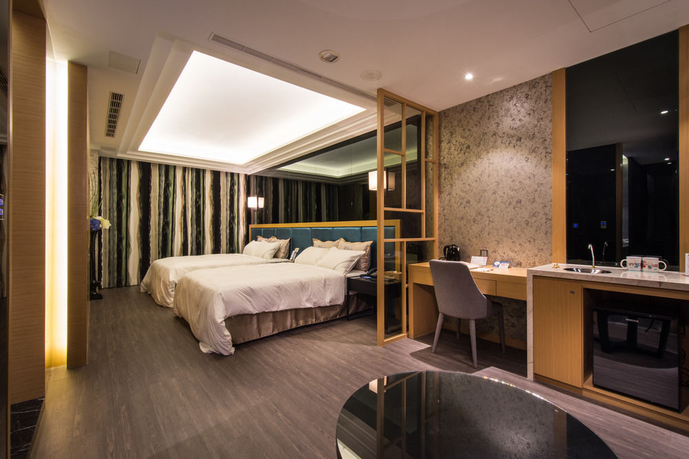 uher luxury resort and hotel