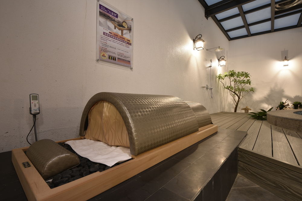 uher luxury resort and hotel