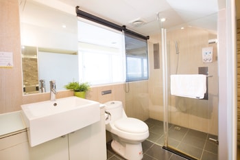 click hotel taipei main station branch