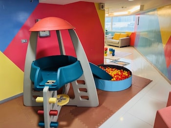 click hotel taipei main station branch