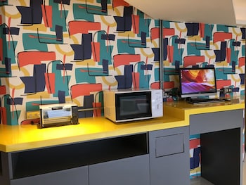 click hotel taipei main station branch