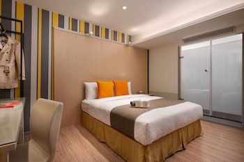 click hotel taipei main station branch