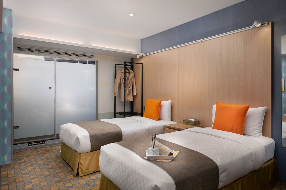 click hotel taipei main station branch