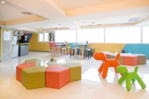 click hotel taipei main station branch