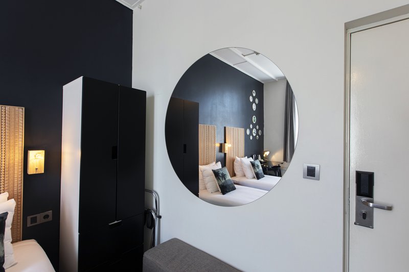 quentin amsterdam hotel