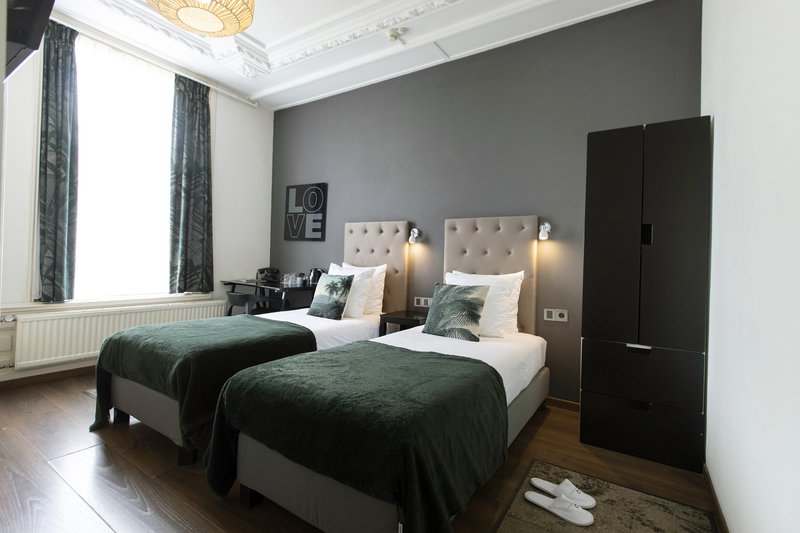 quentin amsterdam hotel