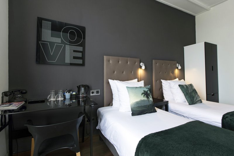 quentin amsterdam hotel