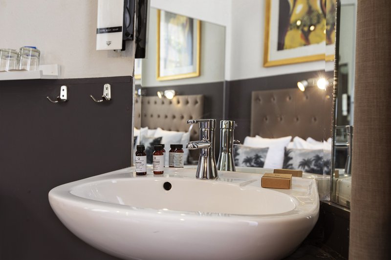 quentin amsterdam hotel