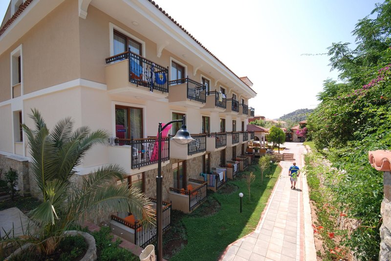 perdikia beach hotel