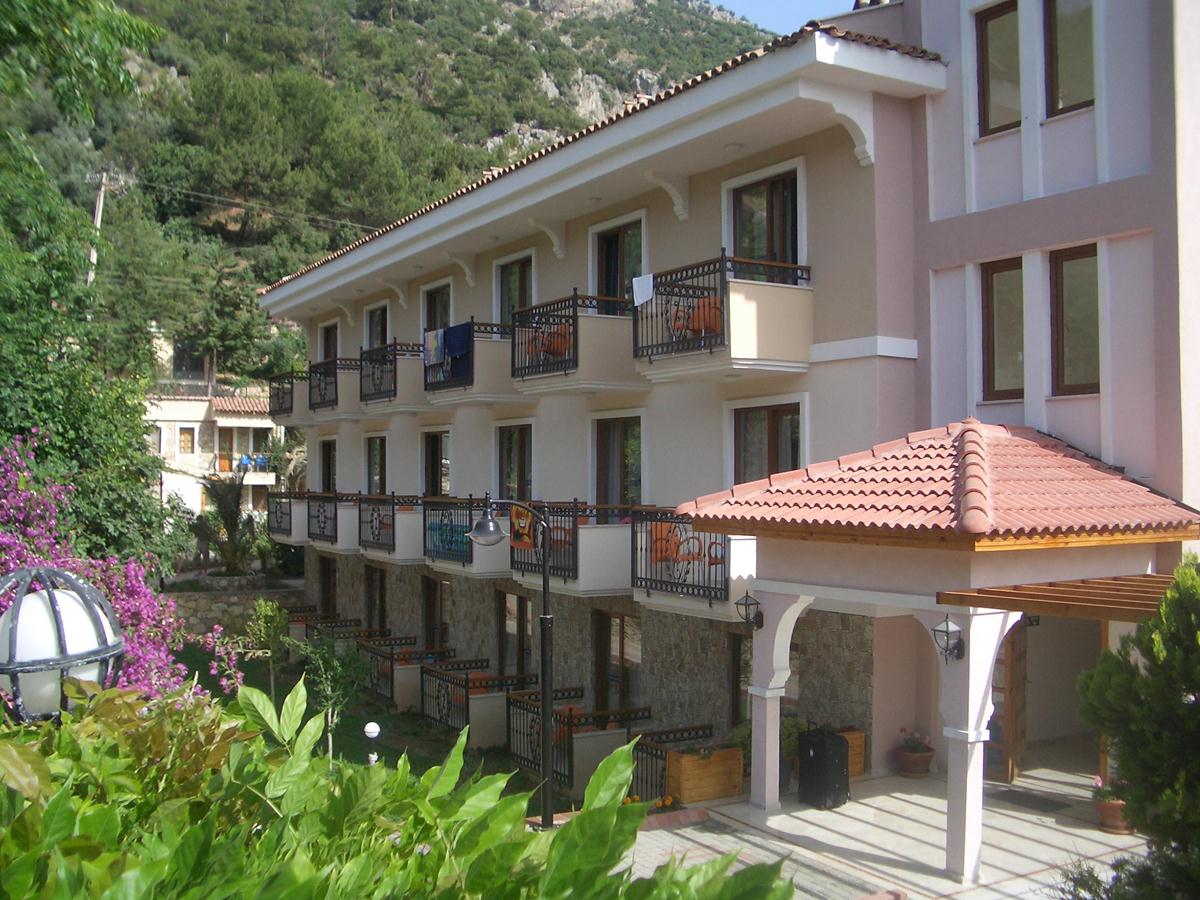 perdikia beach hotel