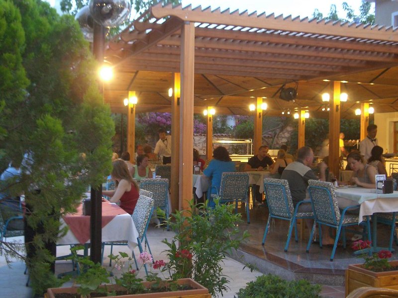 perdikia beach hotel