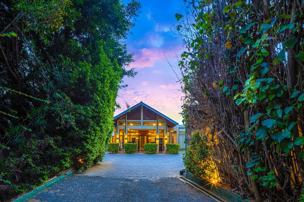 chaarya resort and spa by chandrika