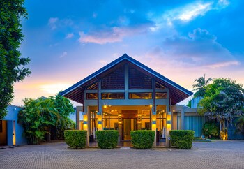 chaarya resort and spa by chandrika