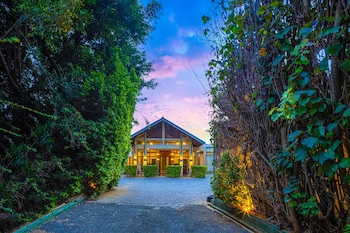 Chaarya Resort & Spa By Chandrika,Kataragama>>Hambantota,5 star