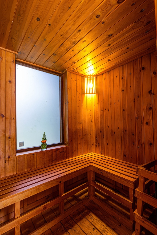 chaarya resort and spa by chandrika