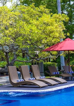 chaarya resort and spa by chandrika