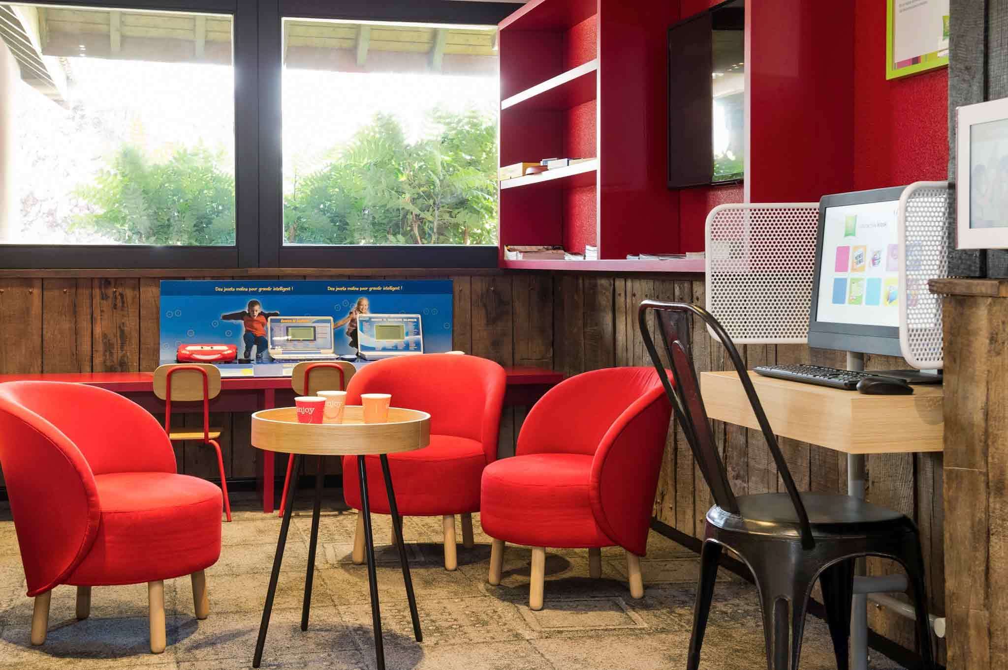 ibis styles chartres