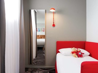 Ibis Styles Chartres,Coulombs>>Chartres,3 star