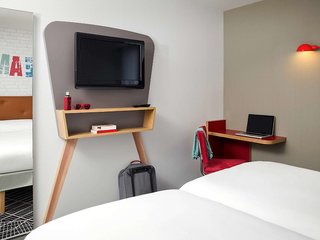 ibis styles chartres