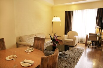 the ocean pearl gardenia