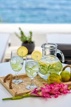 paros