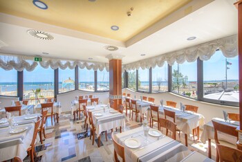 hotel zeus